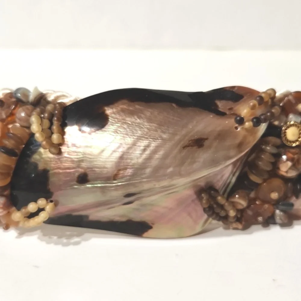 Vintage Stunning Seashell Centerpiece Braided Belt with Beads EUC!
